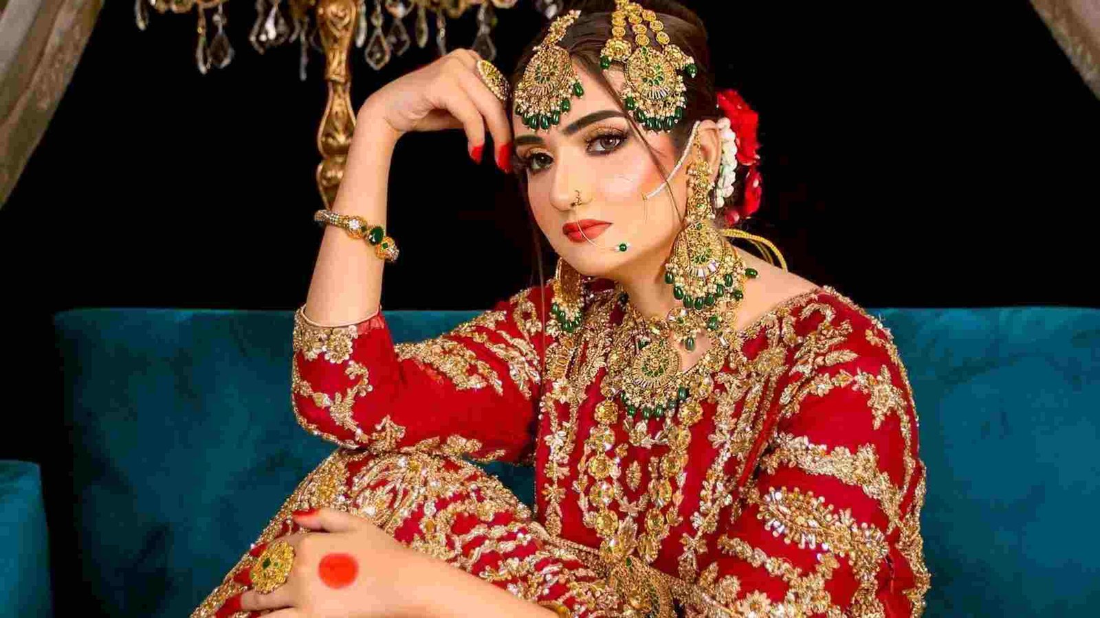 XundasUxman Salon in Layyah is listed for hair, makeup and skin care services. Call for appointments